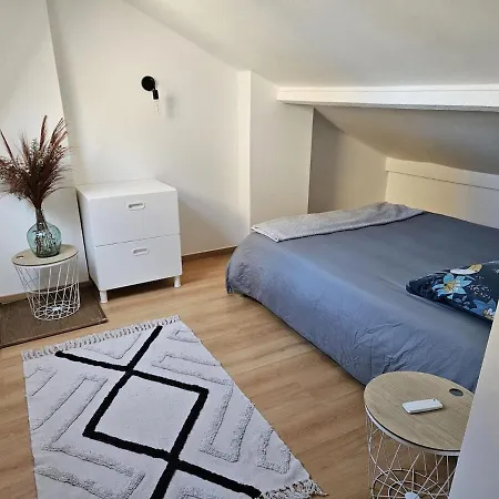 Stunning Modern Duplex Loft Near Paris Apartment