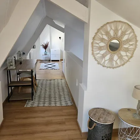 Stunning Modern Duplex Loft Near Paris Apartment *
